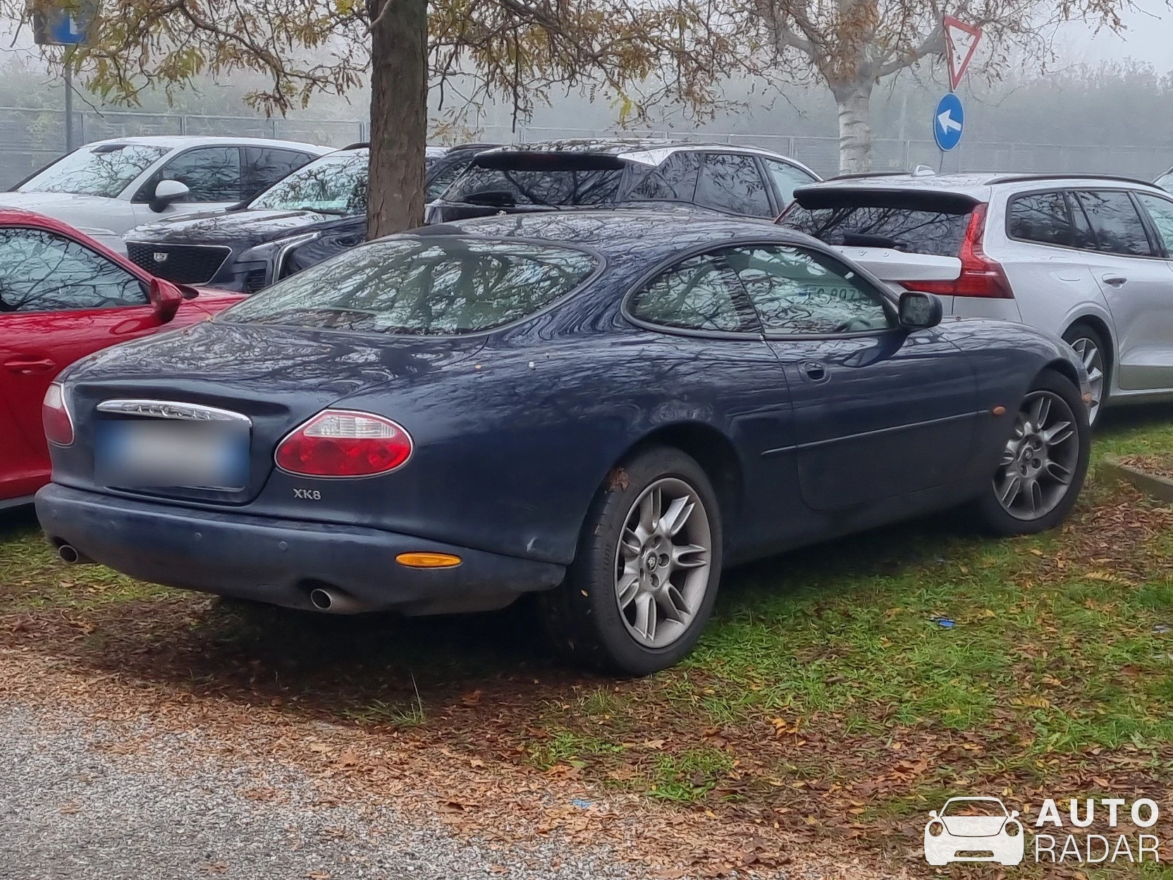 Jaguar XK8 spotted in Rho, Italia