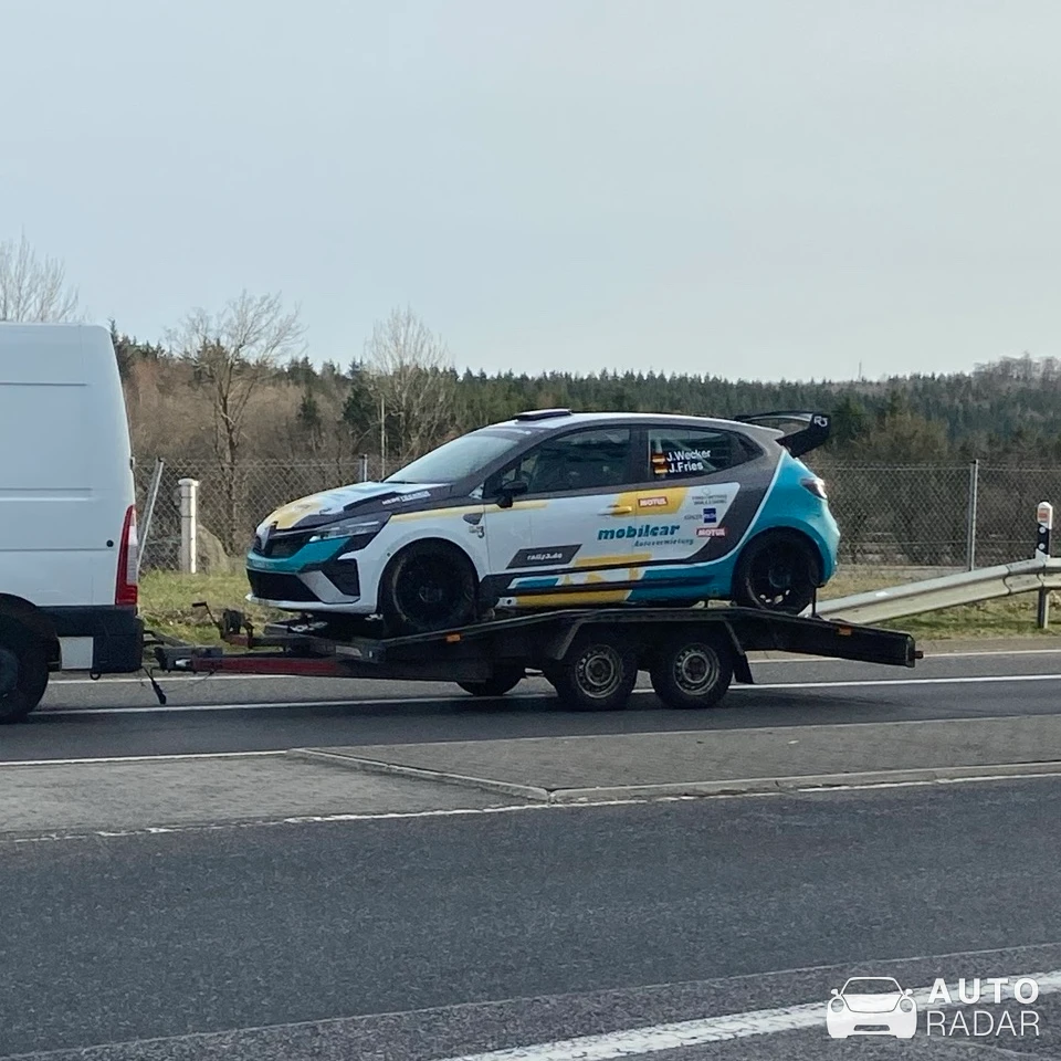Renault Clio Rally5 spotted in Nürburg
