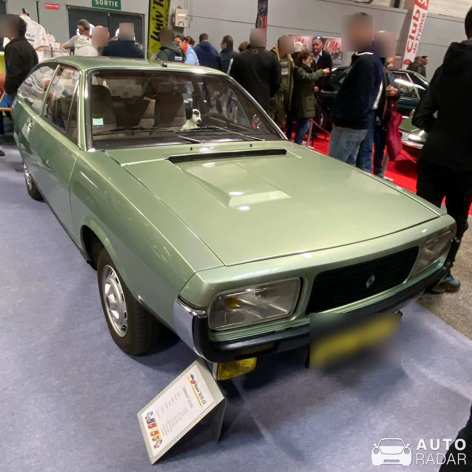 Renault 15 spotted in Nantes