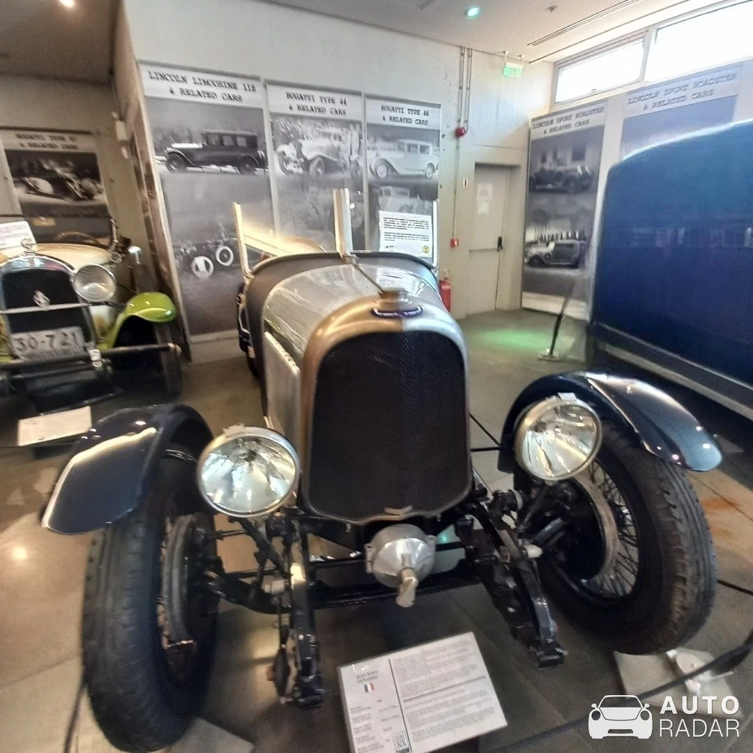 Avions Voisin C4 Roadster  spotted in Athina