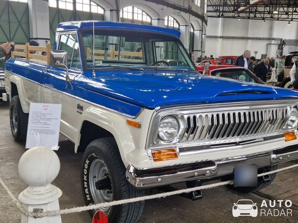 Jeep J10 spotted in Budapest