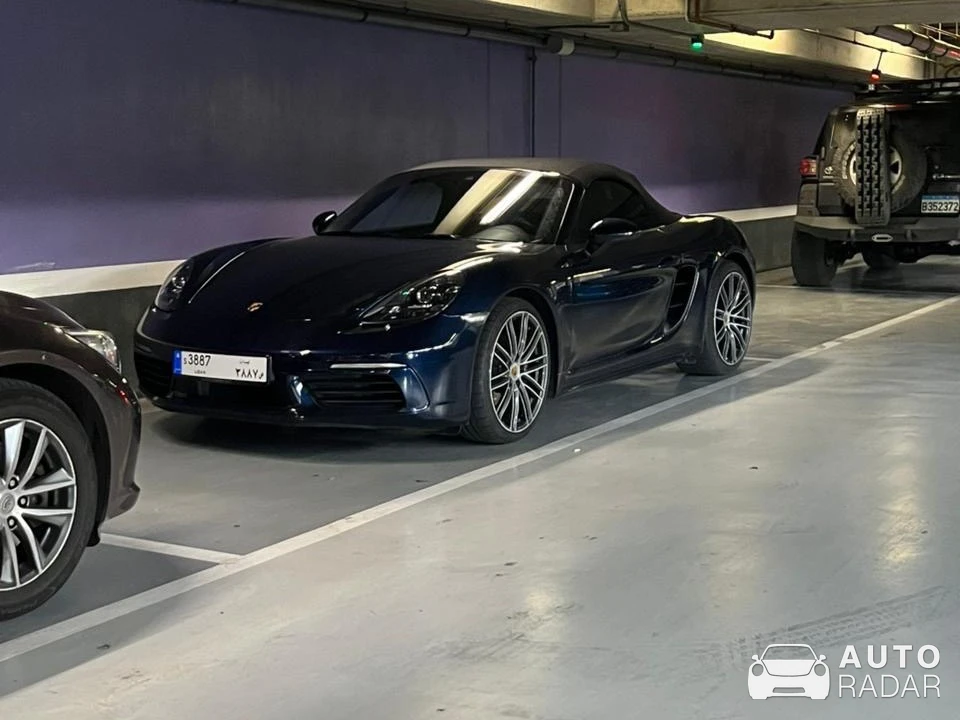 Porsche 718 Boxster GTS spotted in Beyrouth, Liban