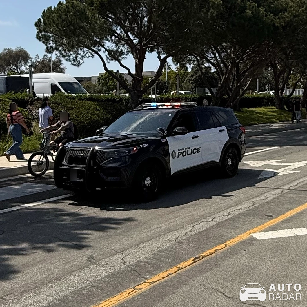 Ford Explorer spotted in Costa Mesa