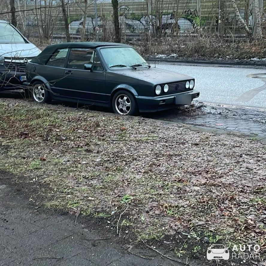 Volkswagen Golf Mk1 Cabriolet spotted in Hamburg, Deutschland
