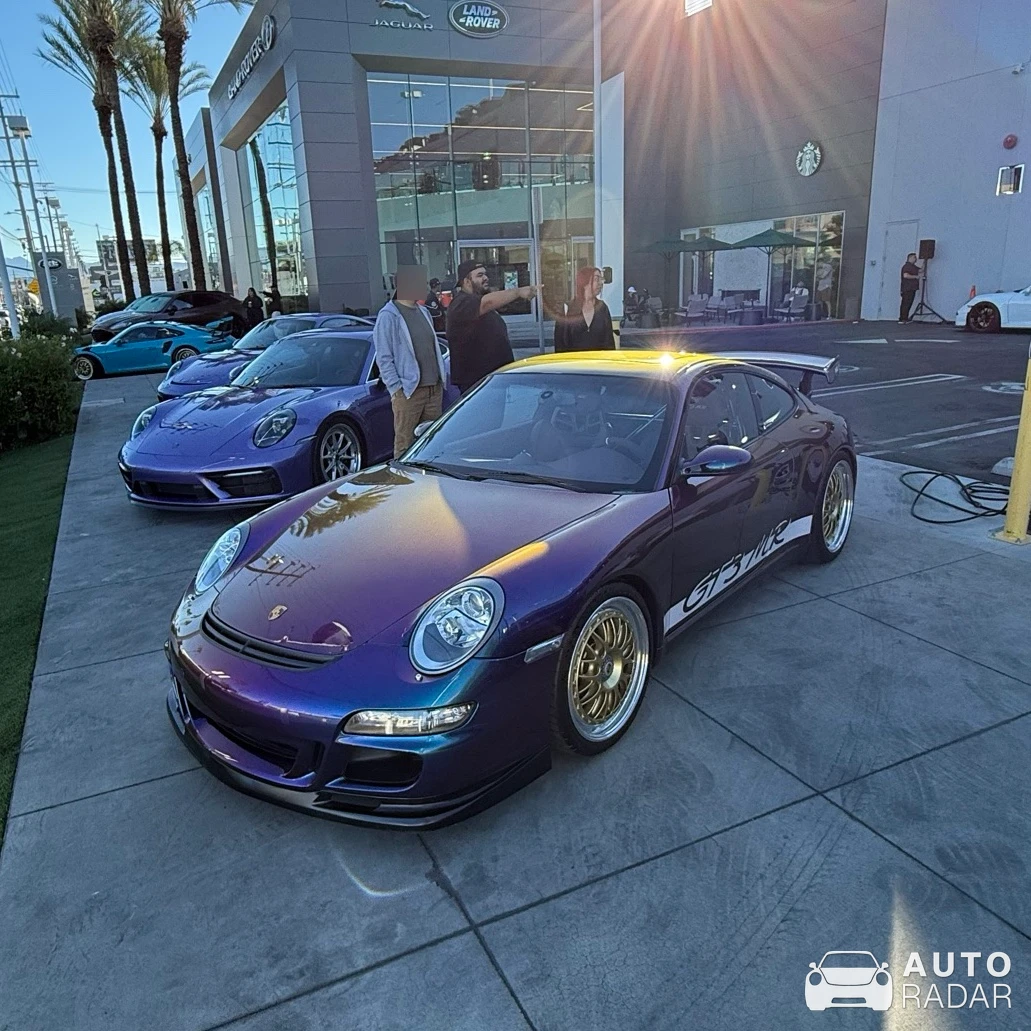 Porsche 997 GT3 MR spotted in Los Angeles