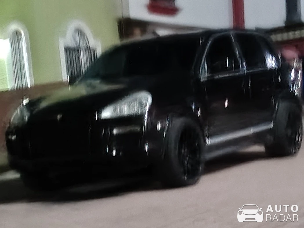 Porsche Cayenne spotted in Tonpheung, Laos