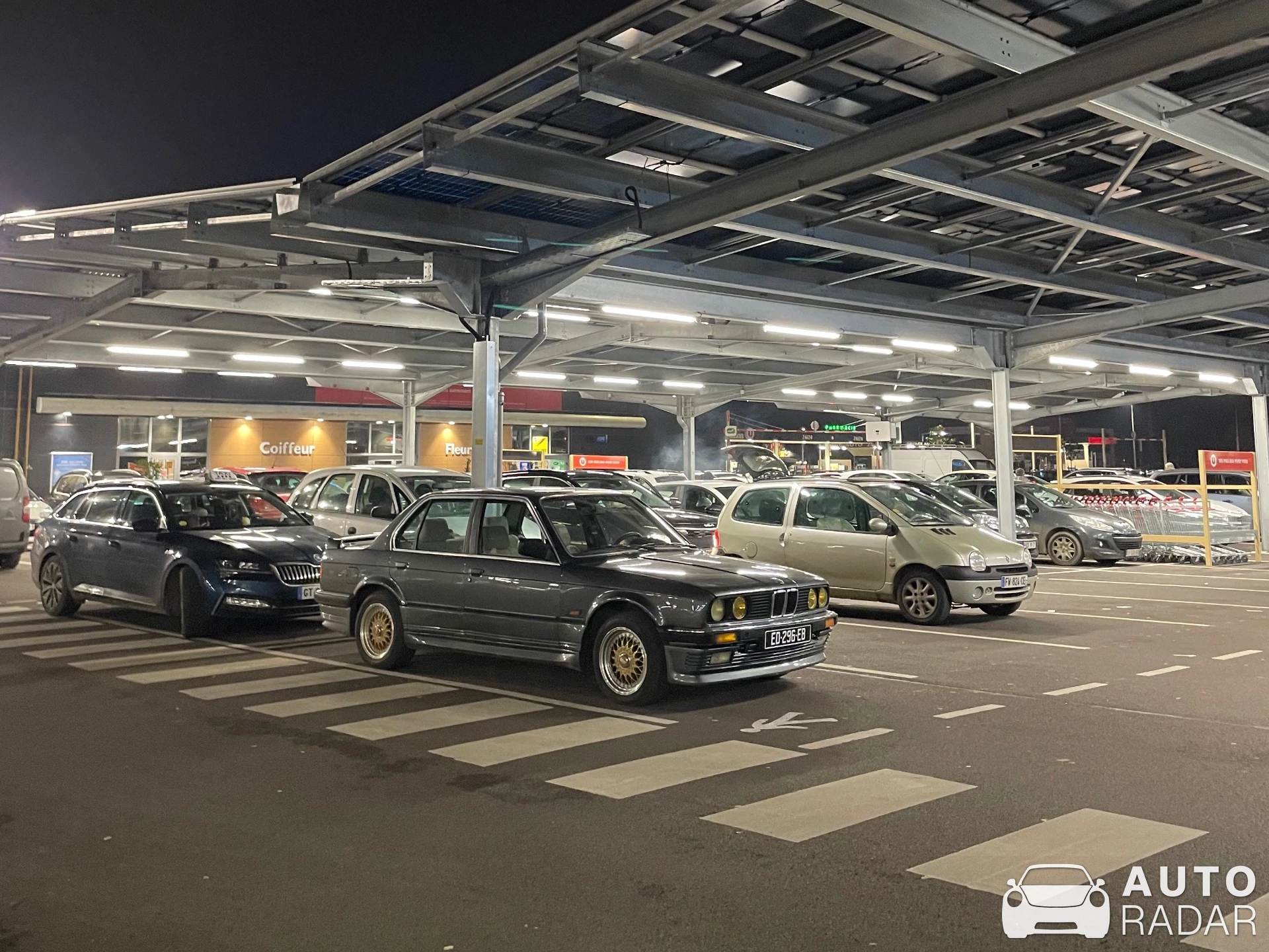 BMW 323i E21 spotted in Igoville, France