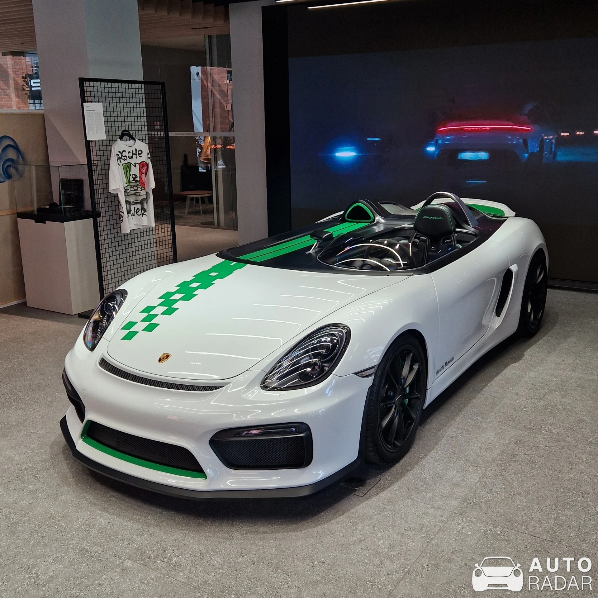 Porsche 981 Boxster Bergspyder spotted in Warszawa