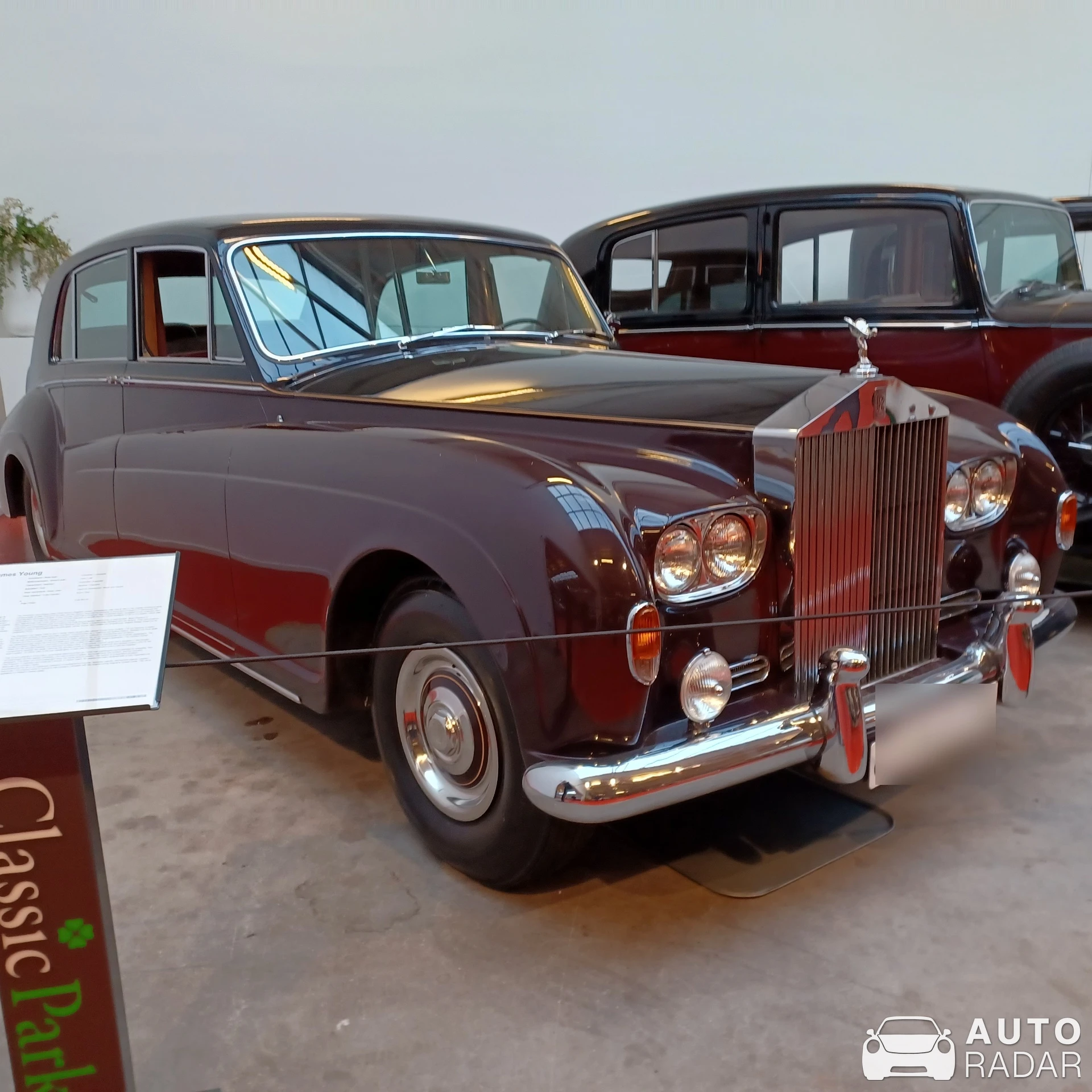 Rolls-Royce Phantom V spotted in Boxtel
