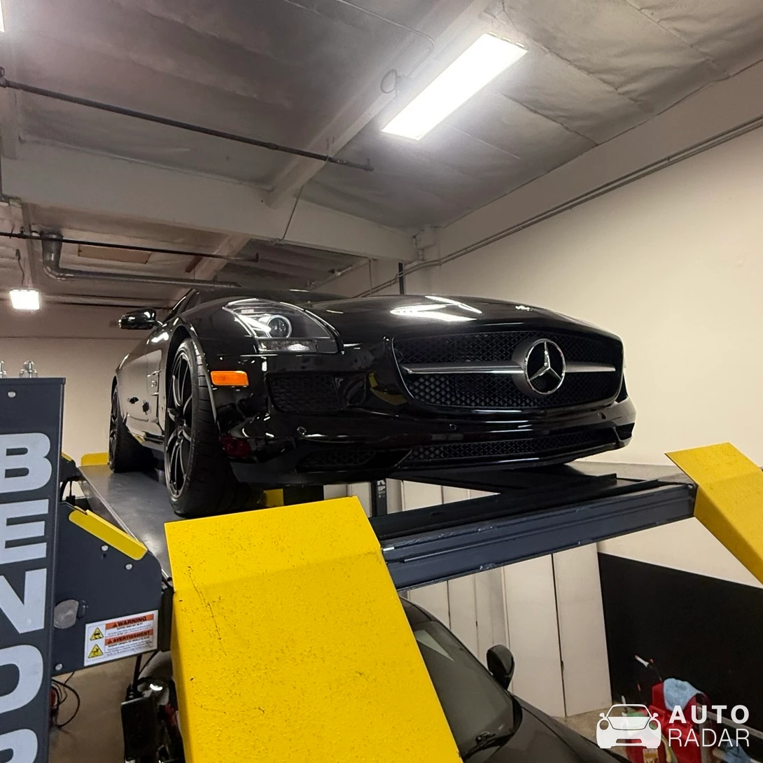 Mercedes-Benz SLS AMG spotted in Santa Ana, United States