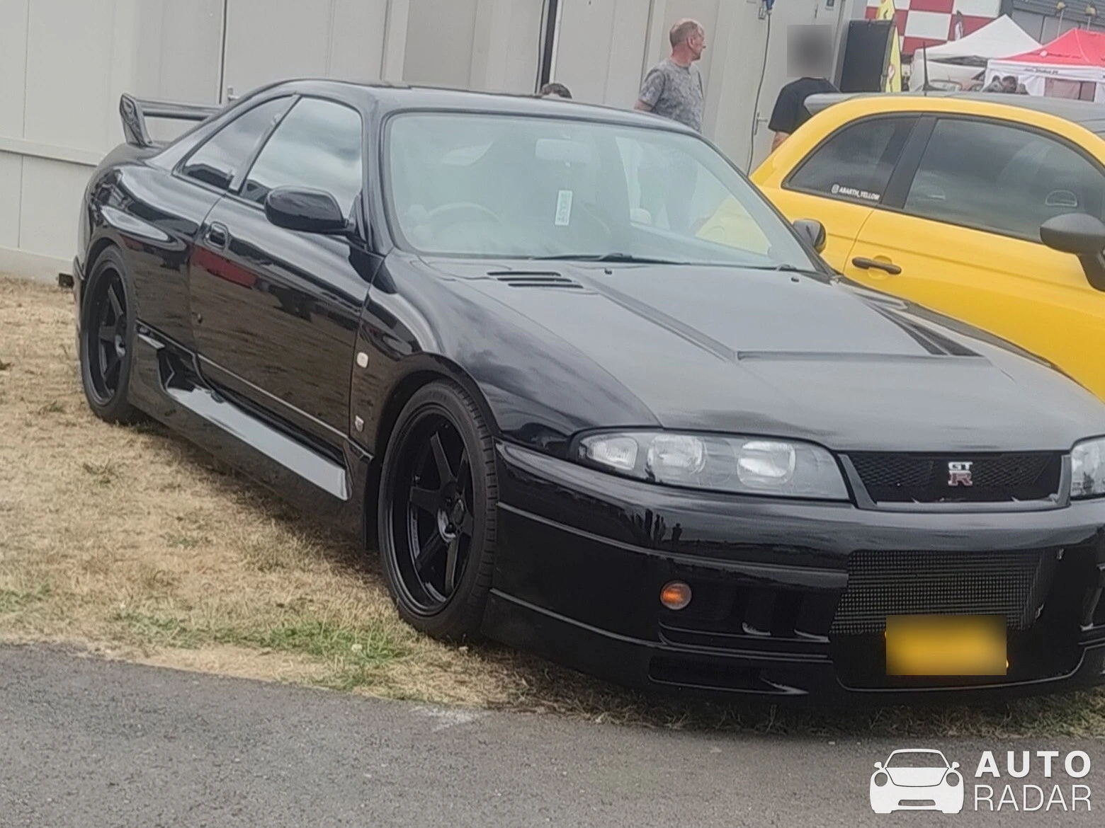 Nissan Skyline R33 spotted in Bosschenhoofd, Netherlands