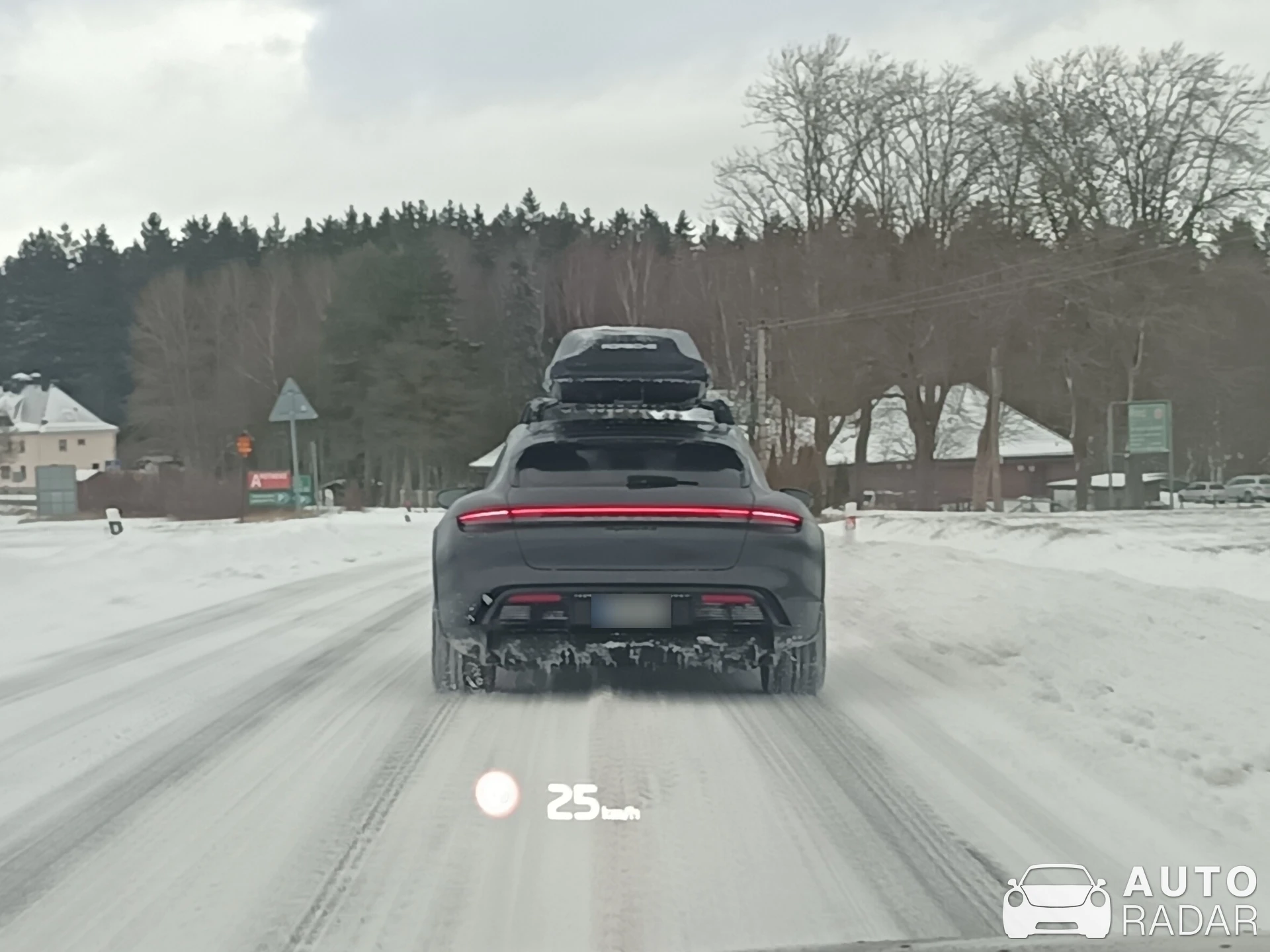 Porsche Taycan 4S Cross Turismo spotted in Hranice, Czech Republic