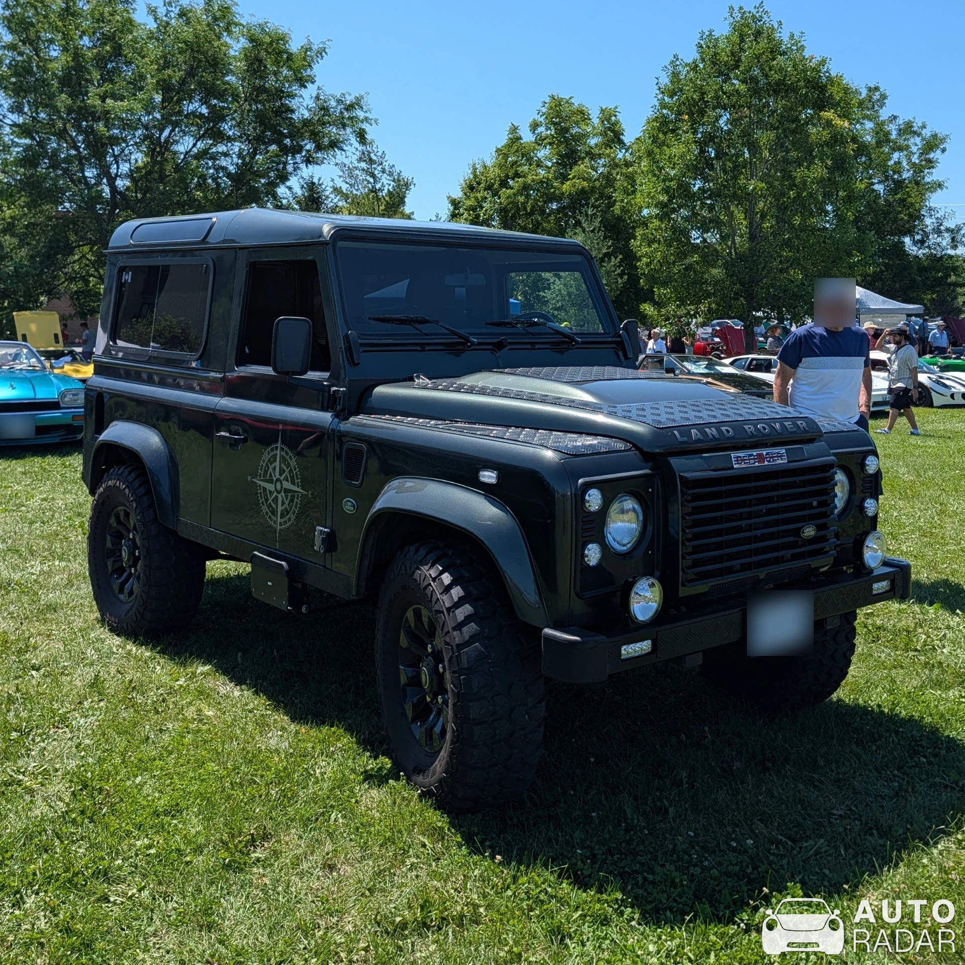 Land Rover Defender 90 spotted in Nepean