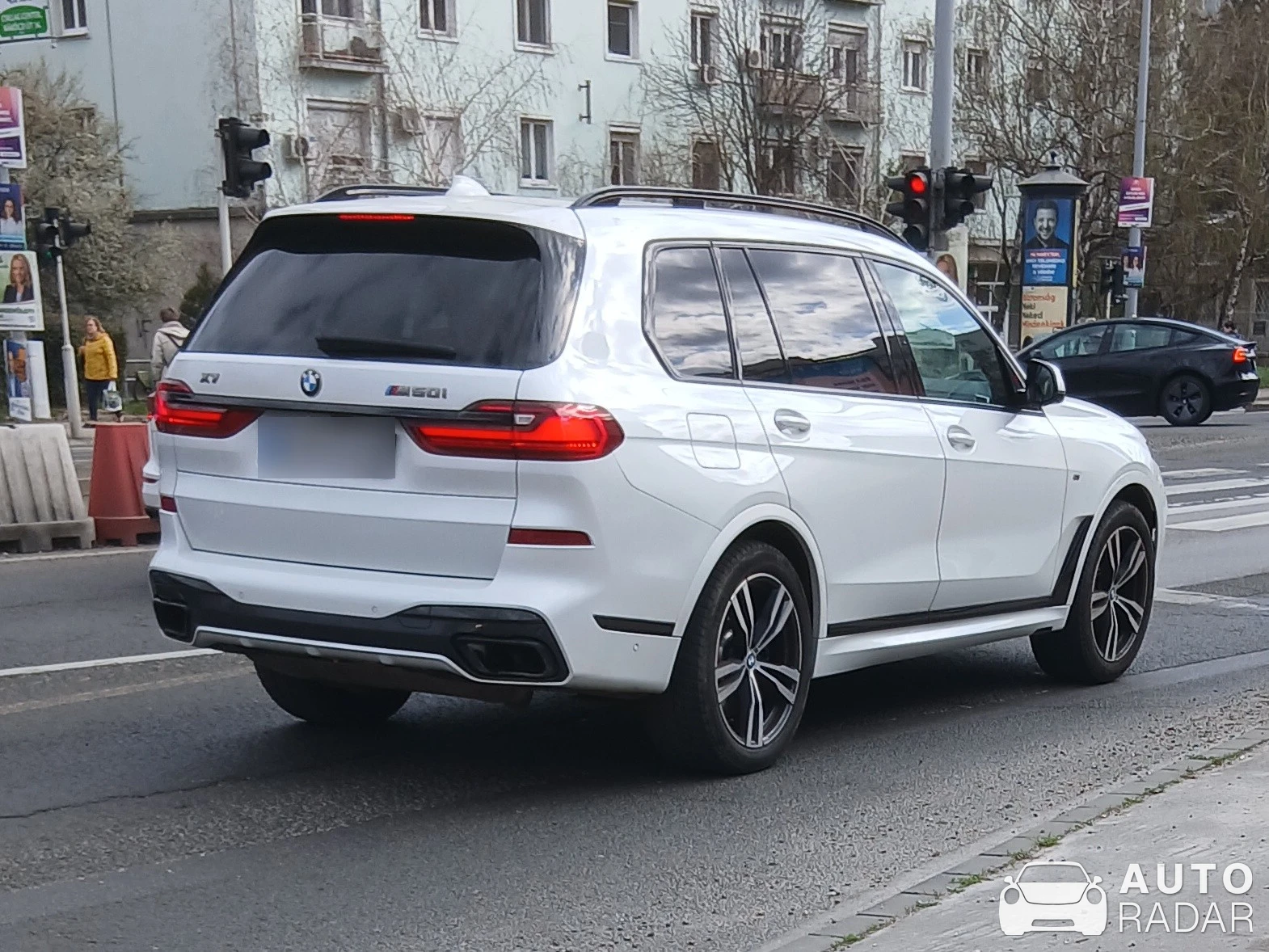 BMW X7 M50i xDrive G07 spotted in Budapest