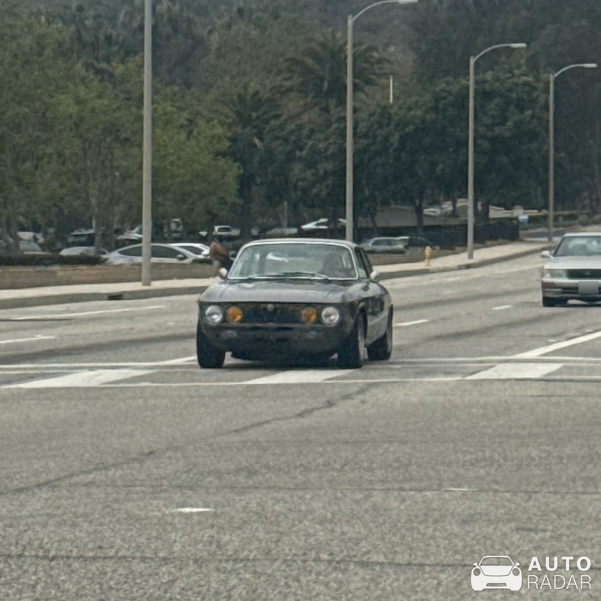 Alfa Romeo 2000 GTV spotted in Malibu