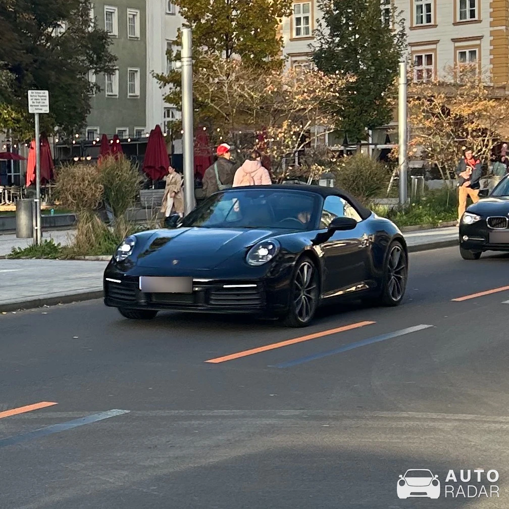 Porsche 992 Carrera S Cabriolet MkI spotted in Linz, Österreich