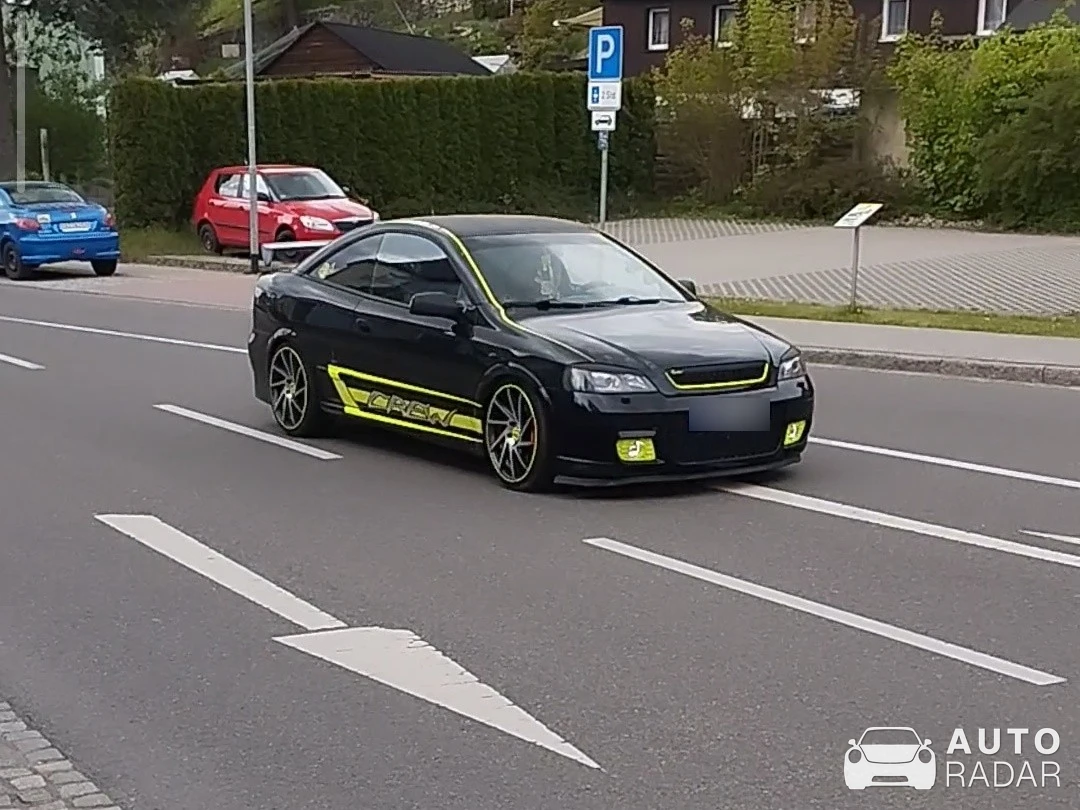 Opel Astra GTC spotted in Burkhardtsdorf