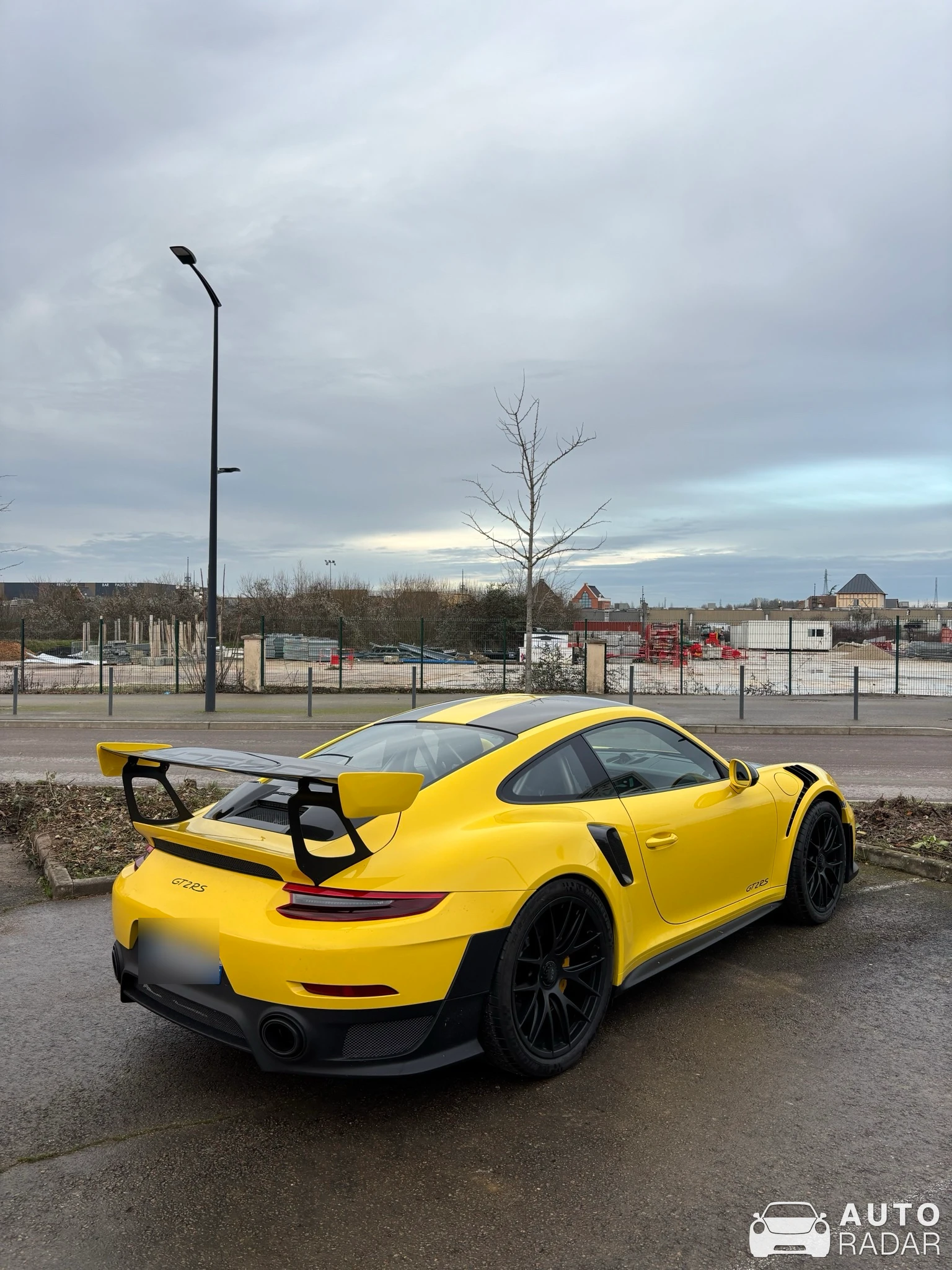 Porsche 991 GT2 RS spotted in Pont-Sainte-Marie