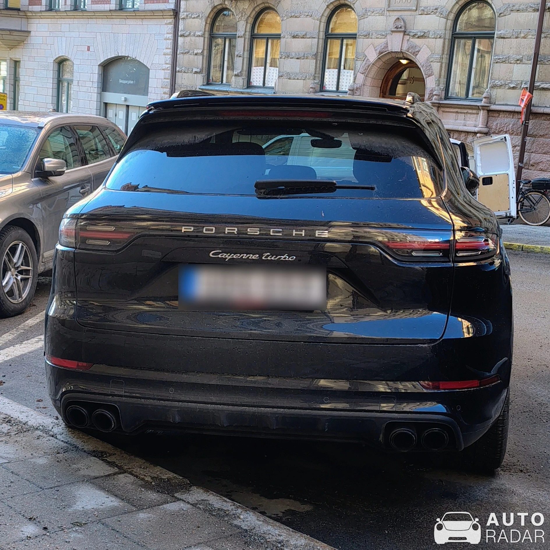 Porsche Cayenne Turbo E-Hybrid spotted in Stockholm