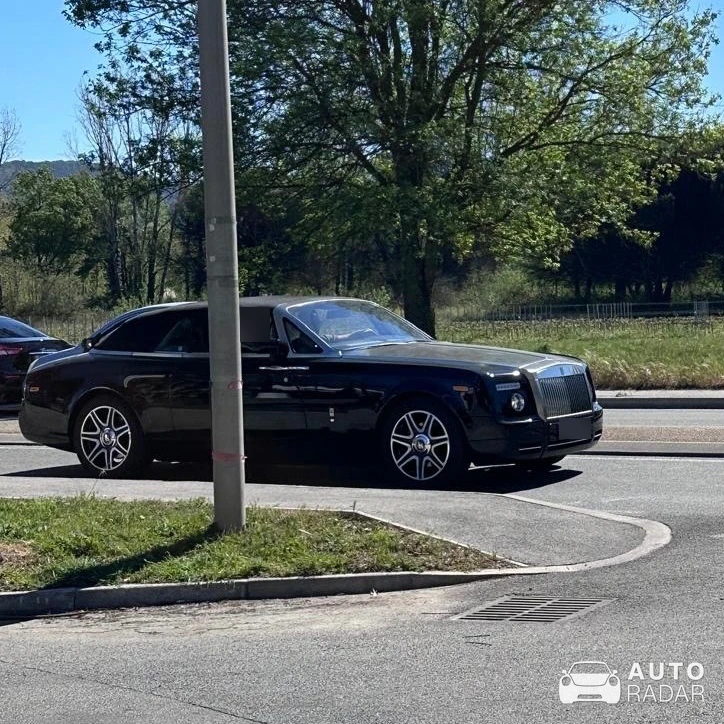 Rolls-Royce Phantom Drophead Coupé Series II spotted in Gassin