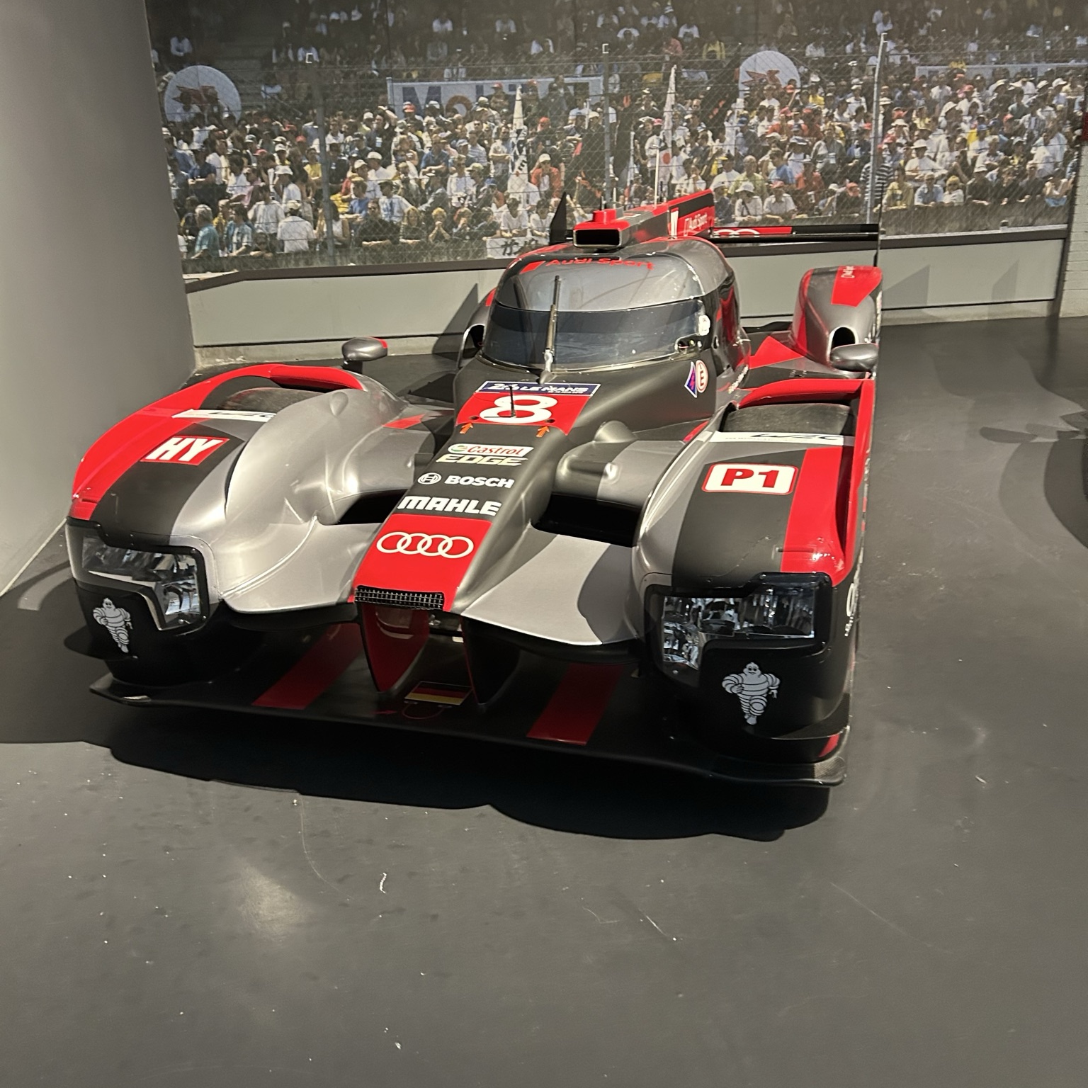 Audi R8 e-tron 2016