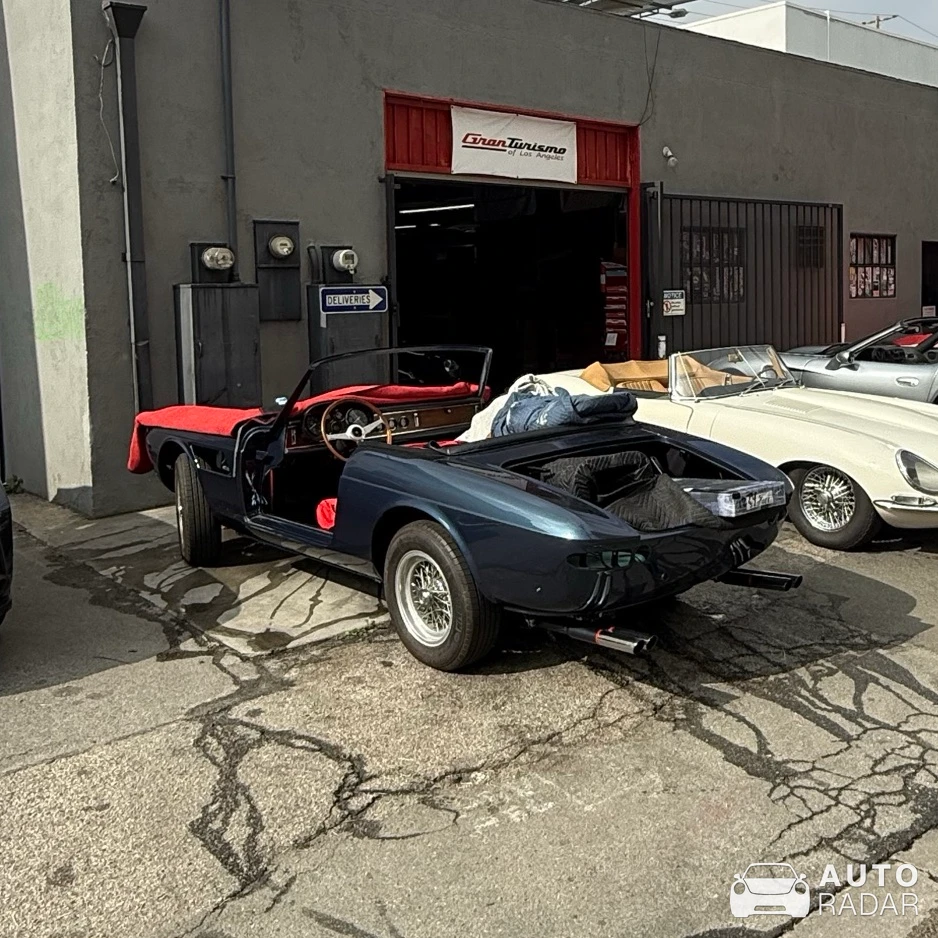 Ferrari 330 GTS spotted in Los Angeles