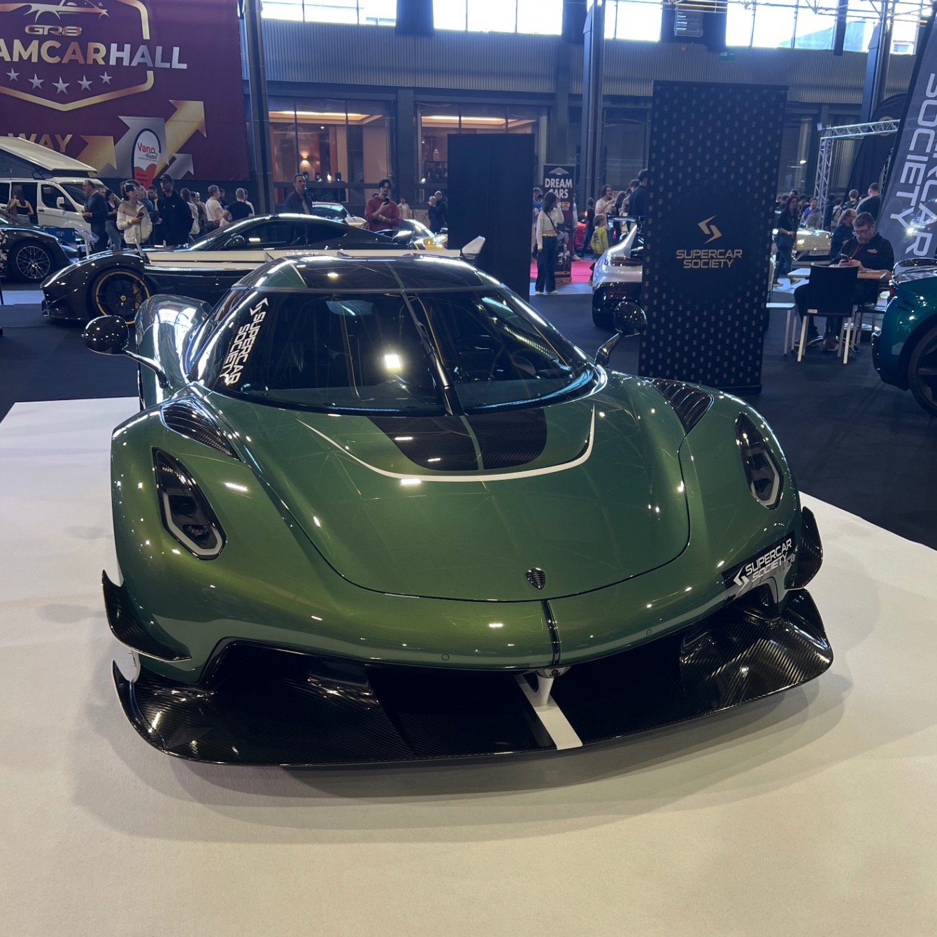 Koenigsegg Jesko Attack Plus