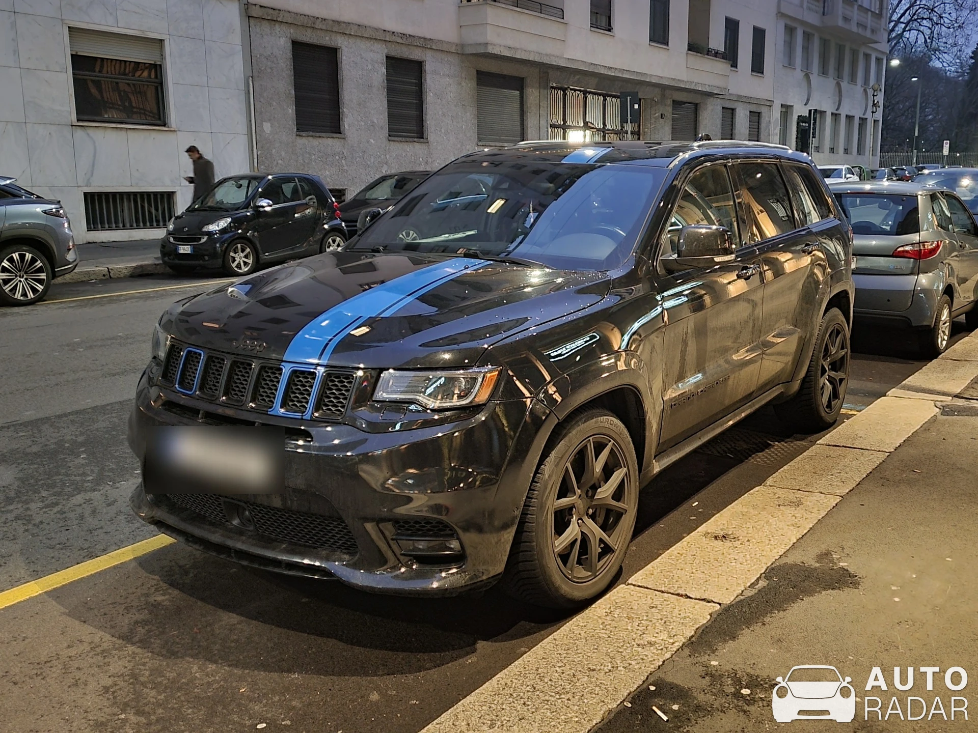 Jeep Grand Cherokee SRT Trackhawk spotted in Milano, Italia