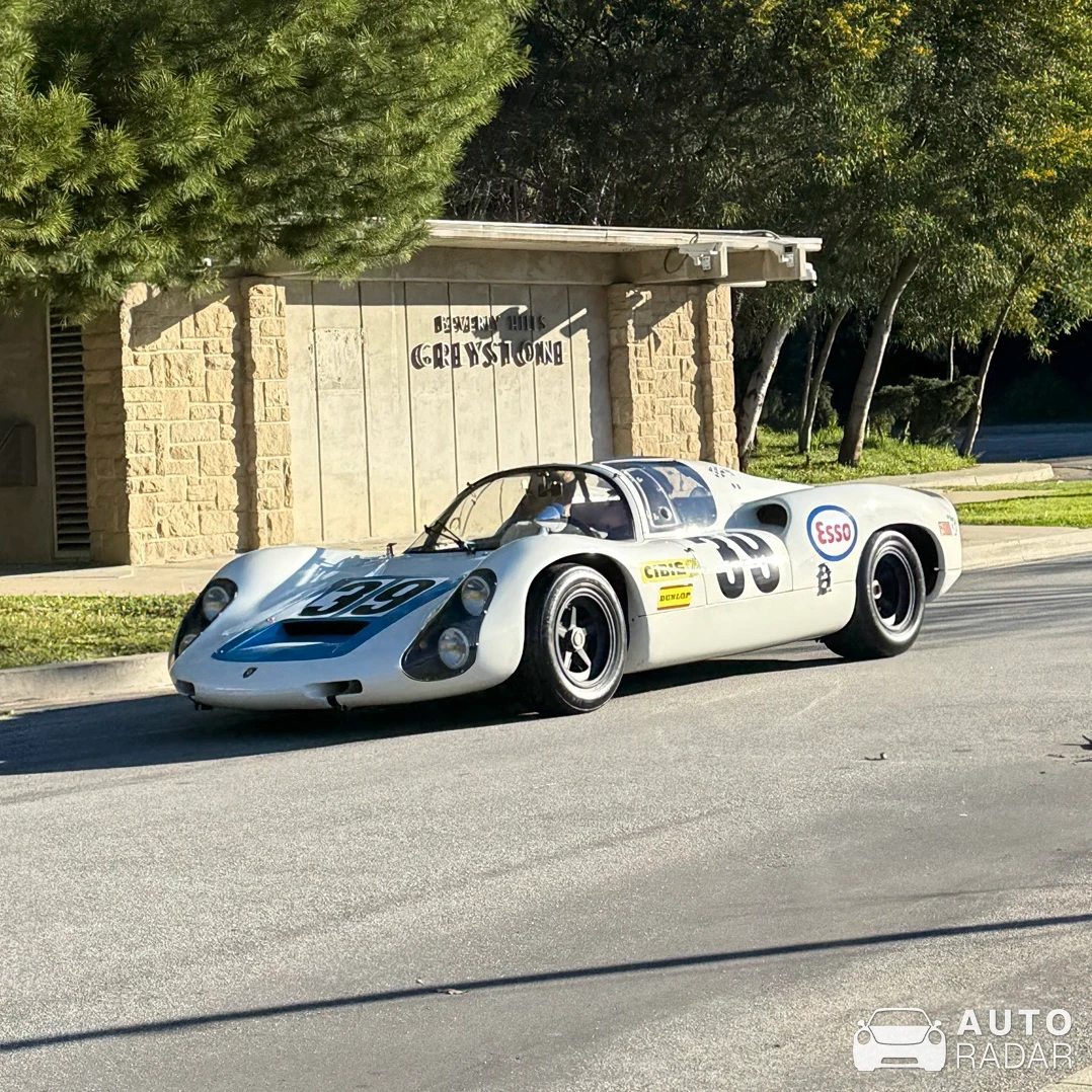 Porsche 910 spotted in Beverly Hills