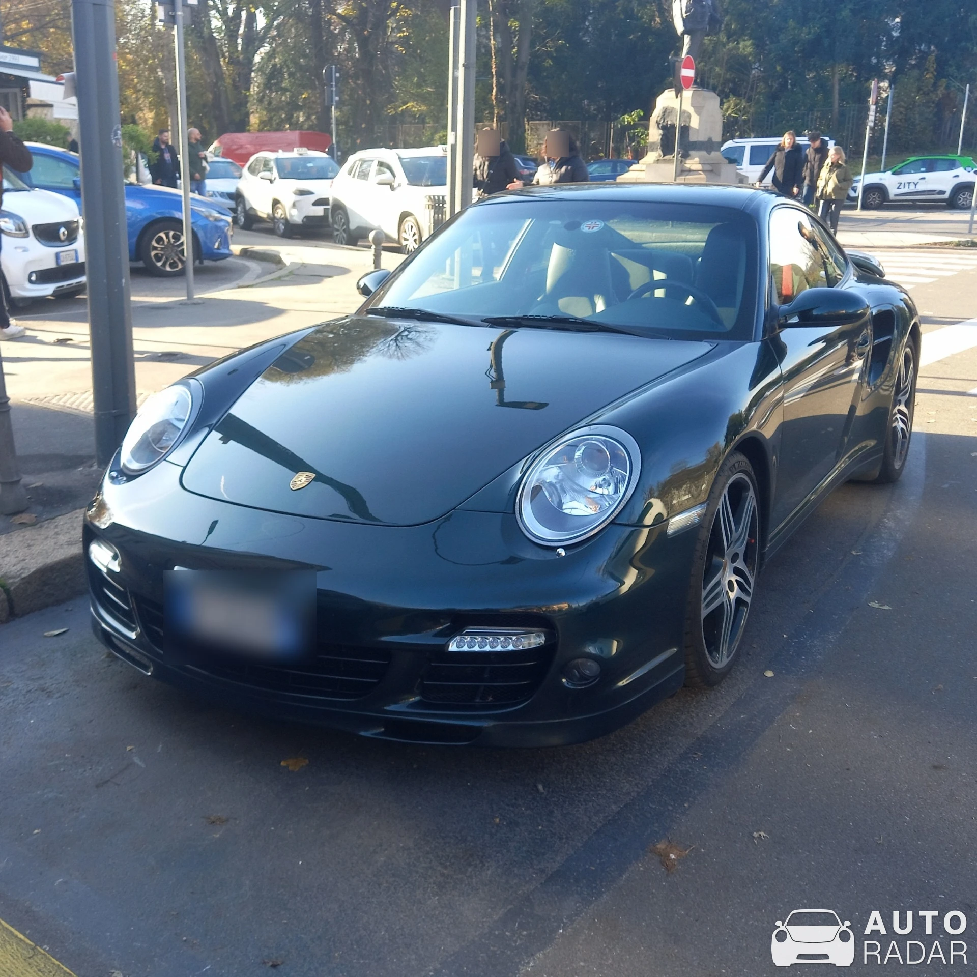 Porsche 997 Turbo spotted in Milan, Italy