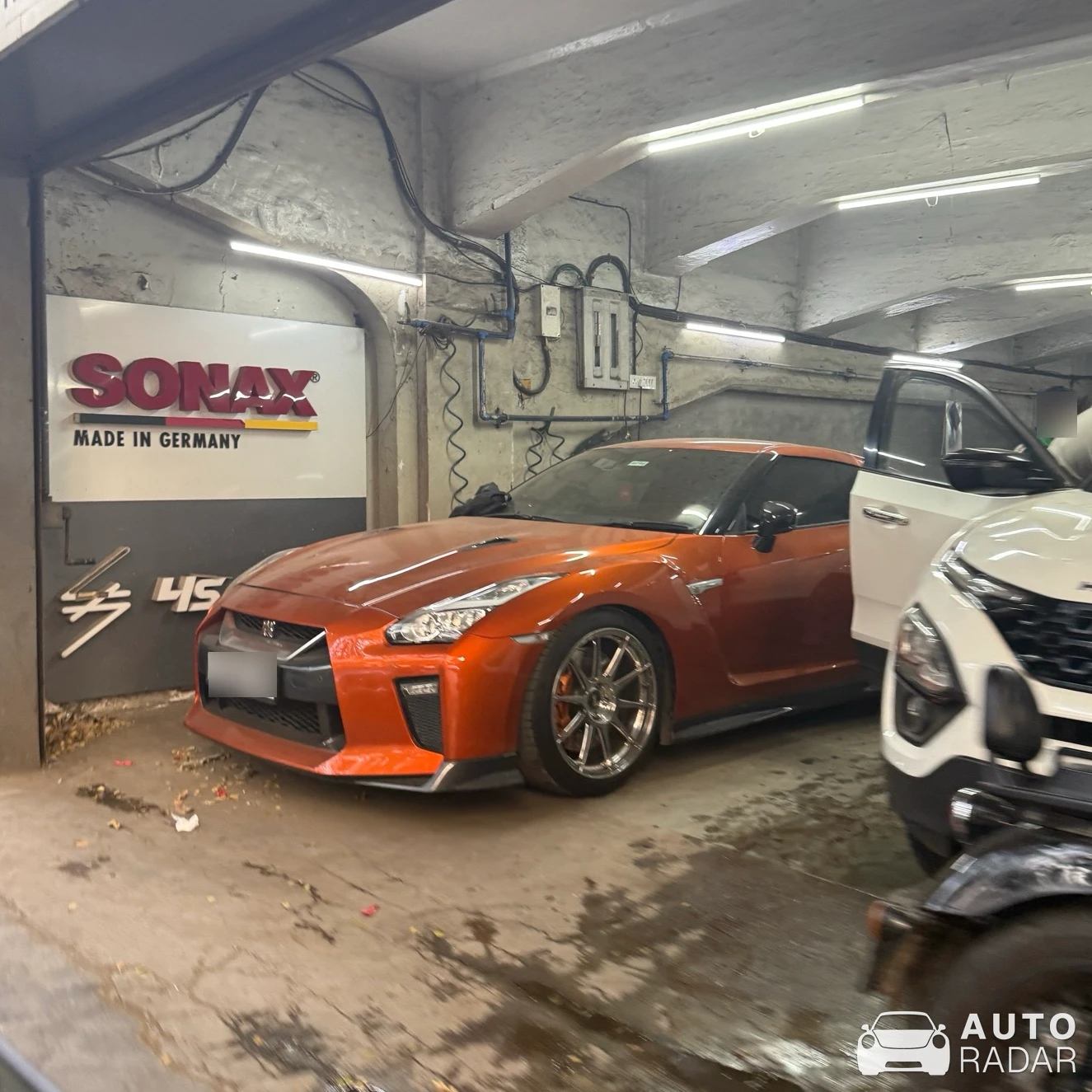Nissan GT-R R35 spotted in Mumbai, India