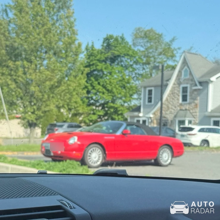 Ford Thunderbird XI spotted in Bristol