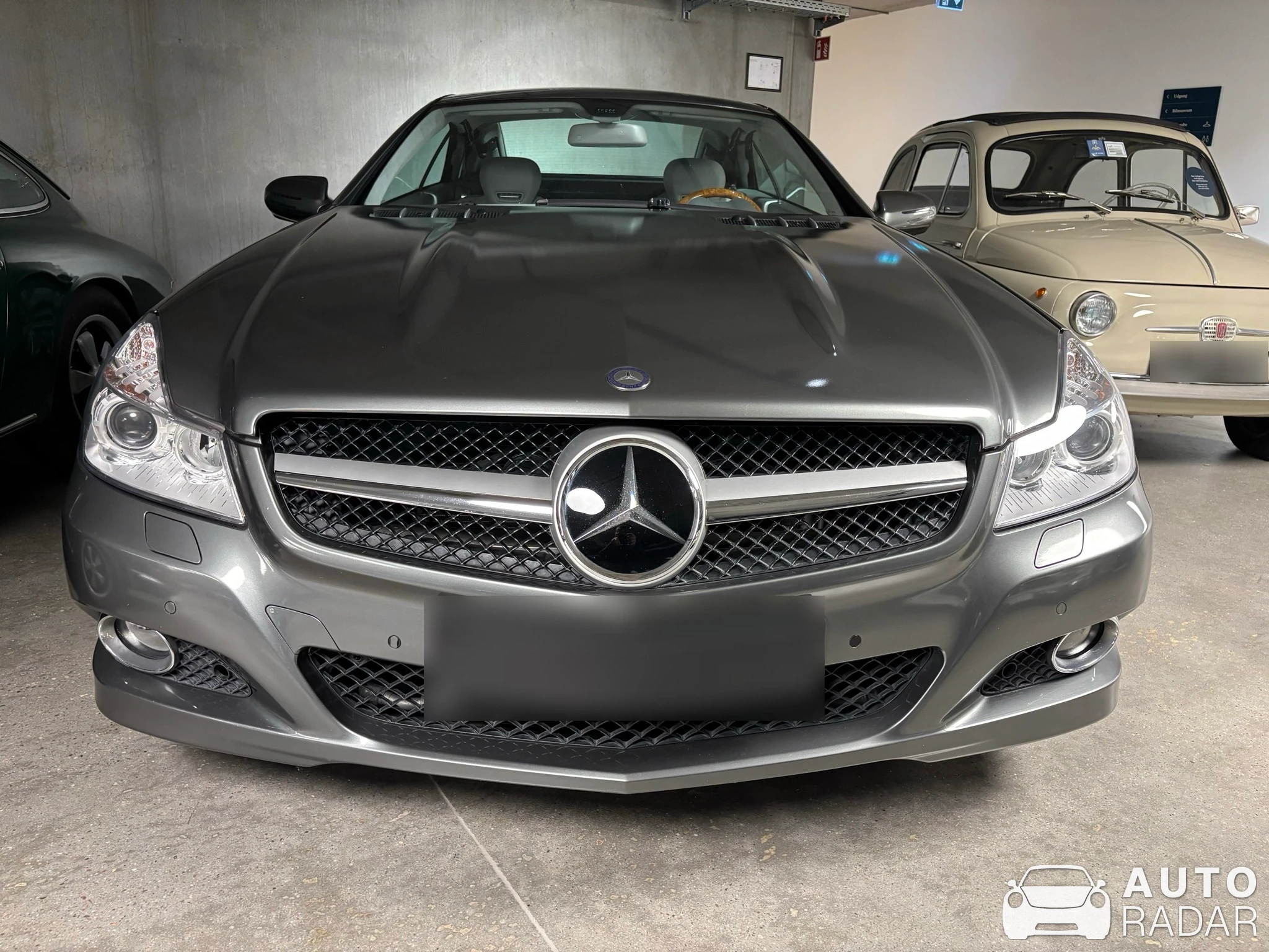 Mercedes-Benz SL 600 R230 spotted in København V, Denmark