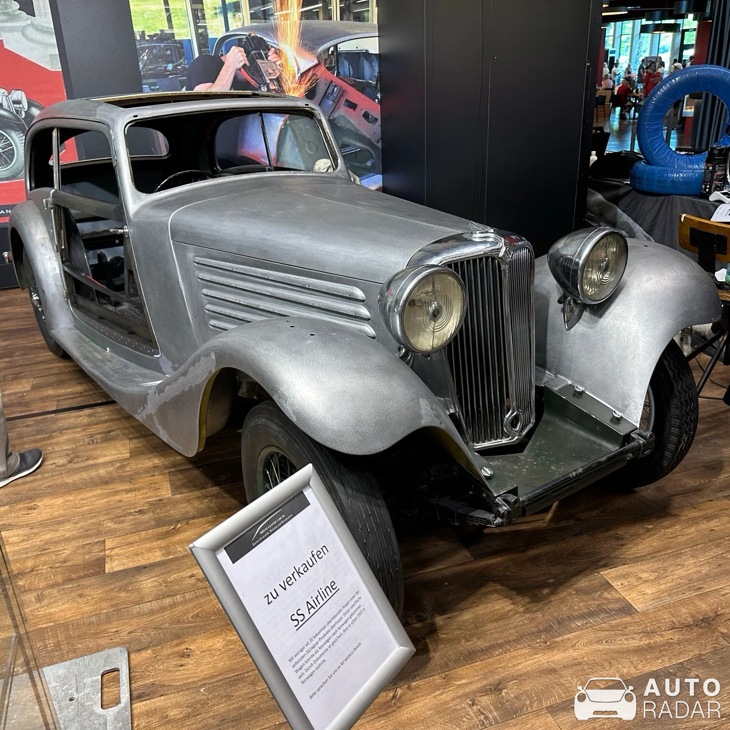 Jaguar SS1 spotted in Luzern