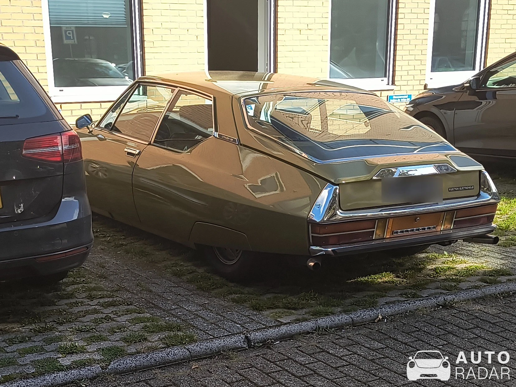 Citroën SM spotted in Houten, Nederland