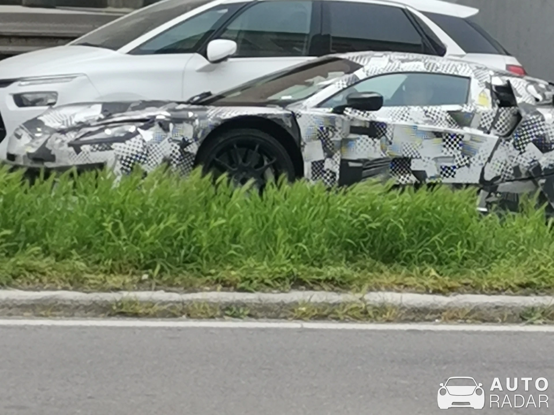Ferrari F250 spotted in Bologna