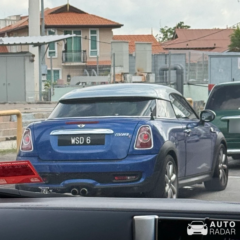 Mini R57 Cooper Cabriolet 2016 spotted in Melaka