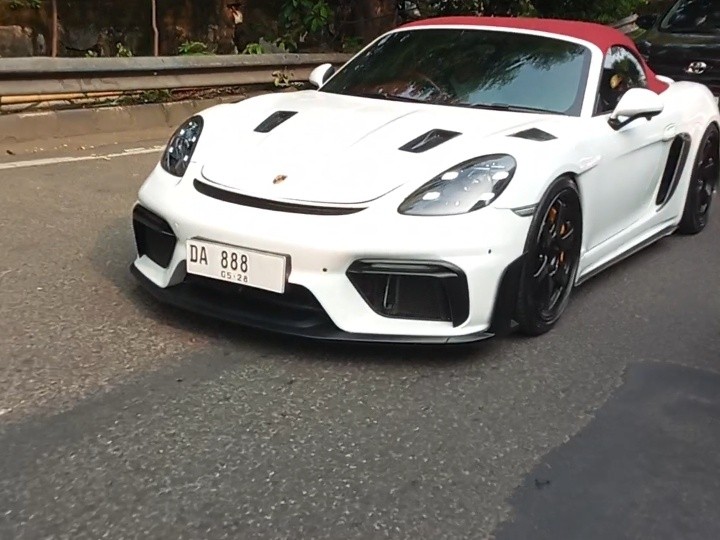 Porsche 718 Spyder