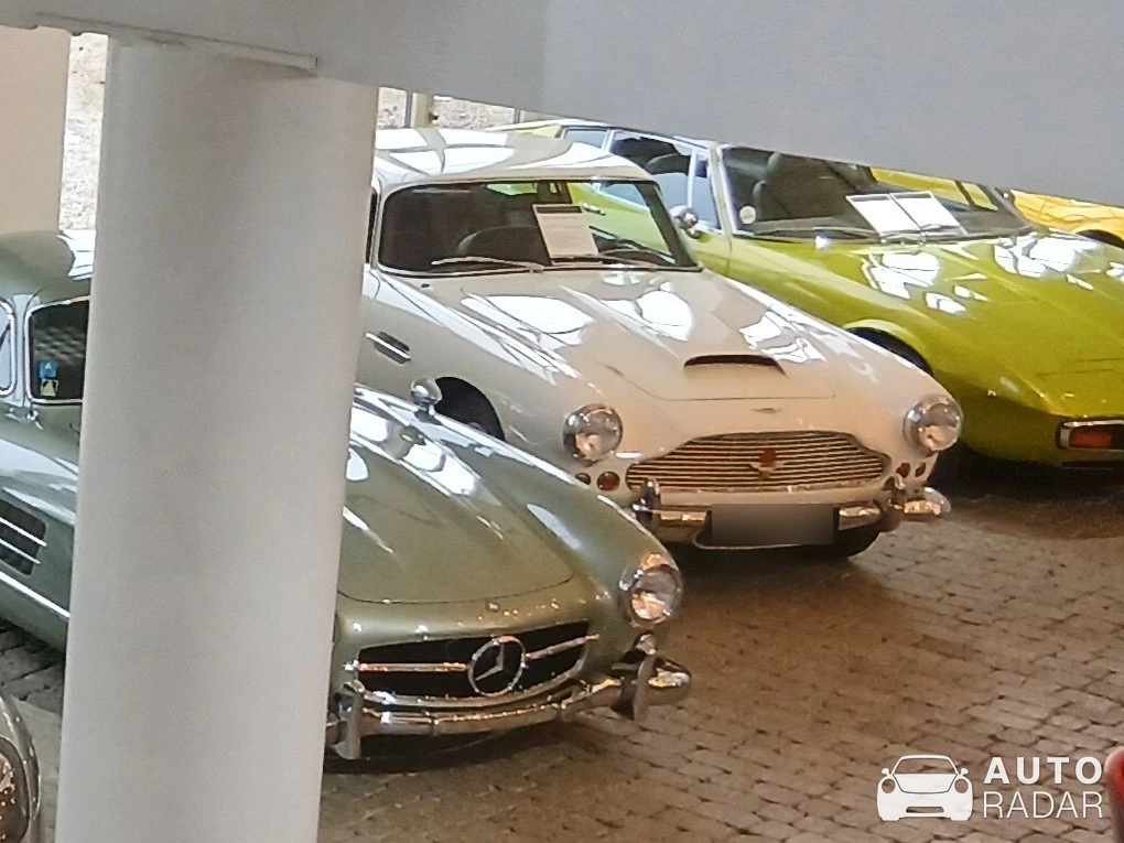 Aston Martin DB4 Series II spotted in Brummen