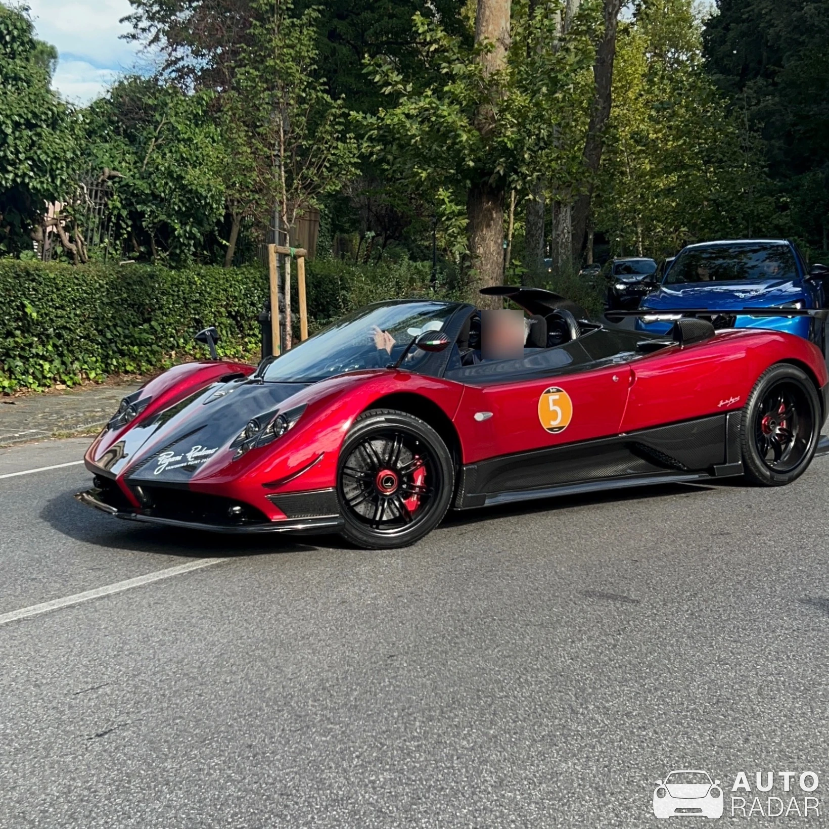 Pagani Zonda Cinque Roadster spotted in Firenze, Italy