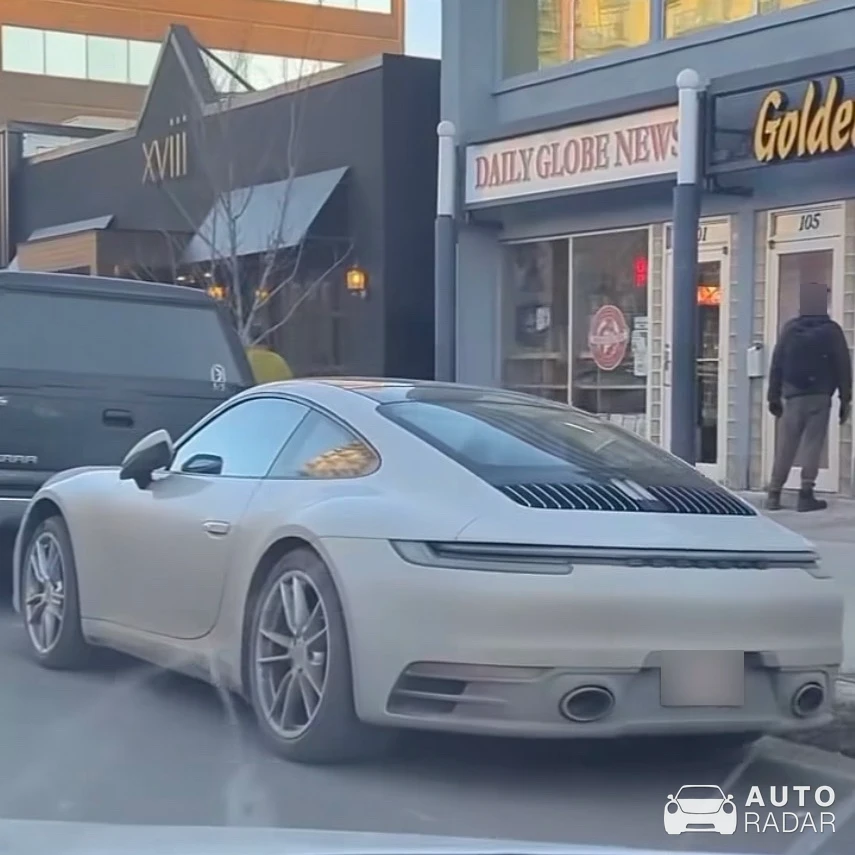 Porsche 992 Carrera MkI spotted in Calgary, Canada