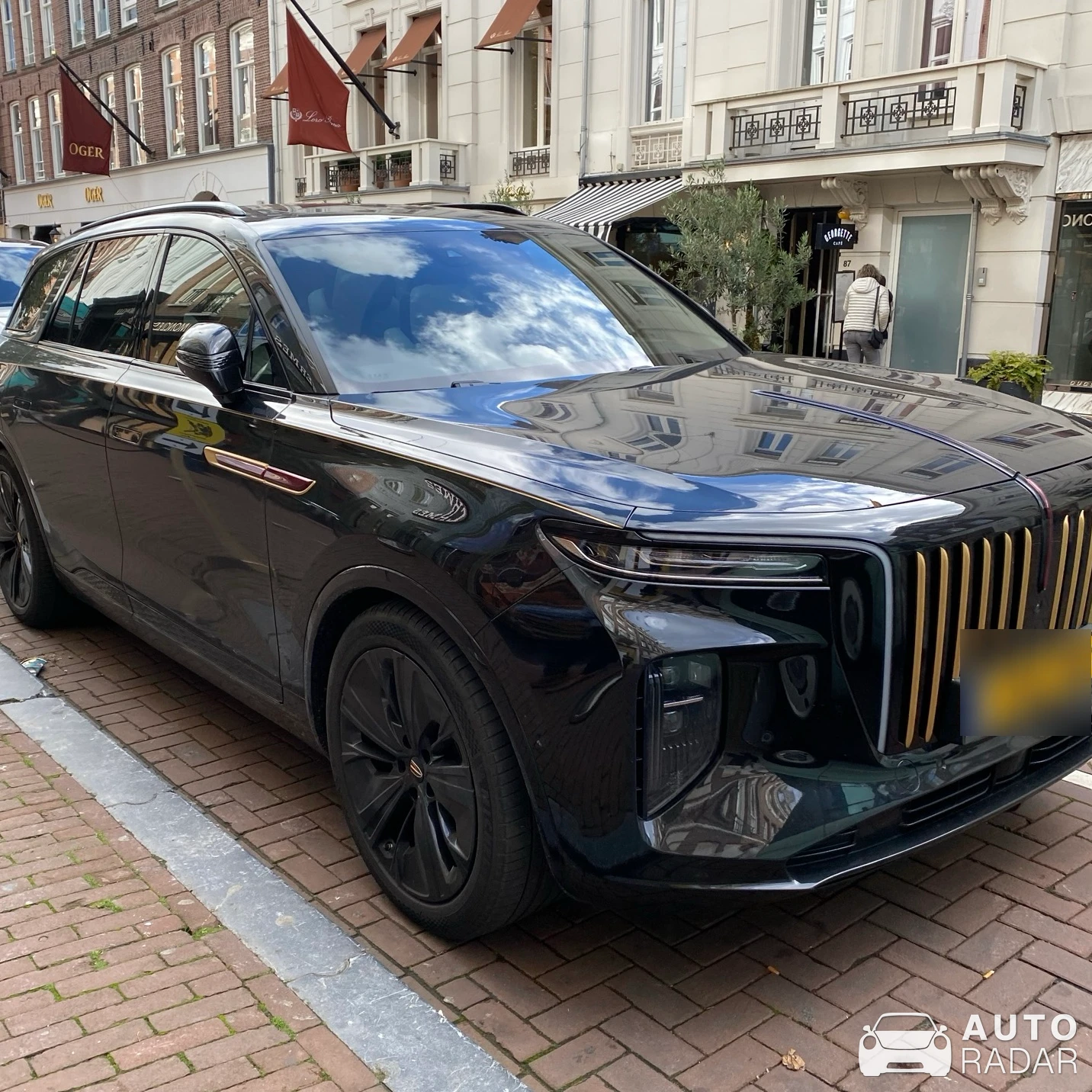 Hongqi H9 spotted in Amsterdam