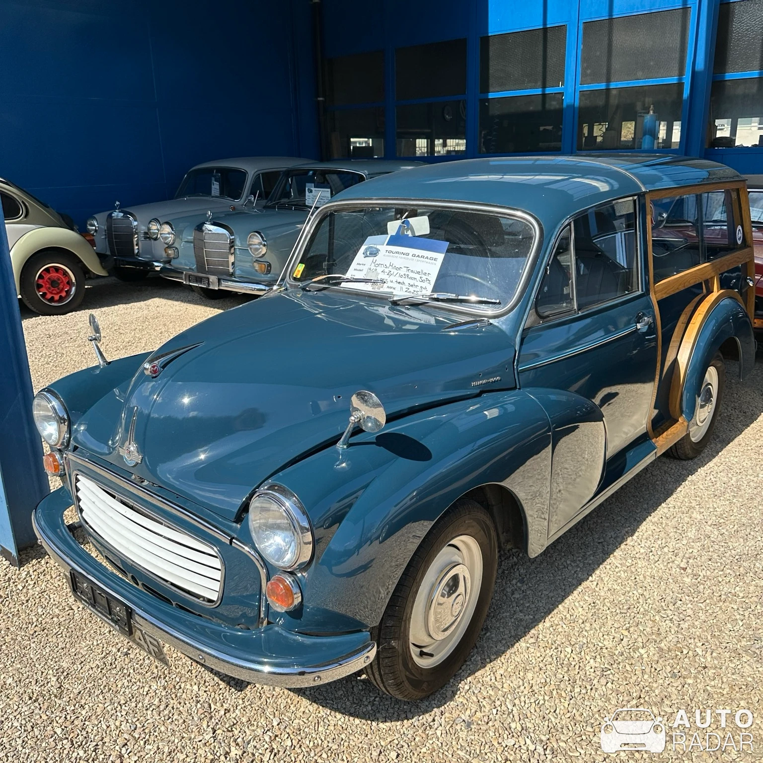 Morris Minor 1000 Traveller spotted in Oberweningen