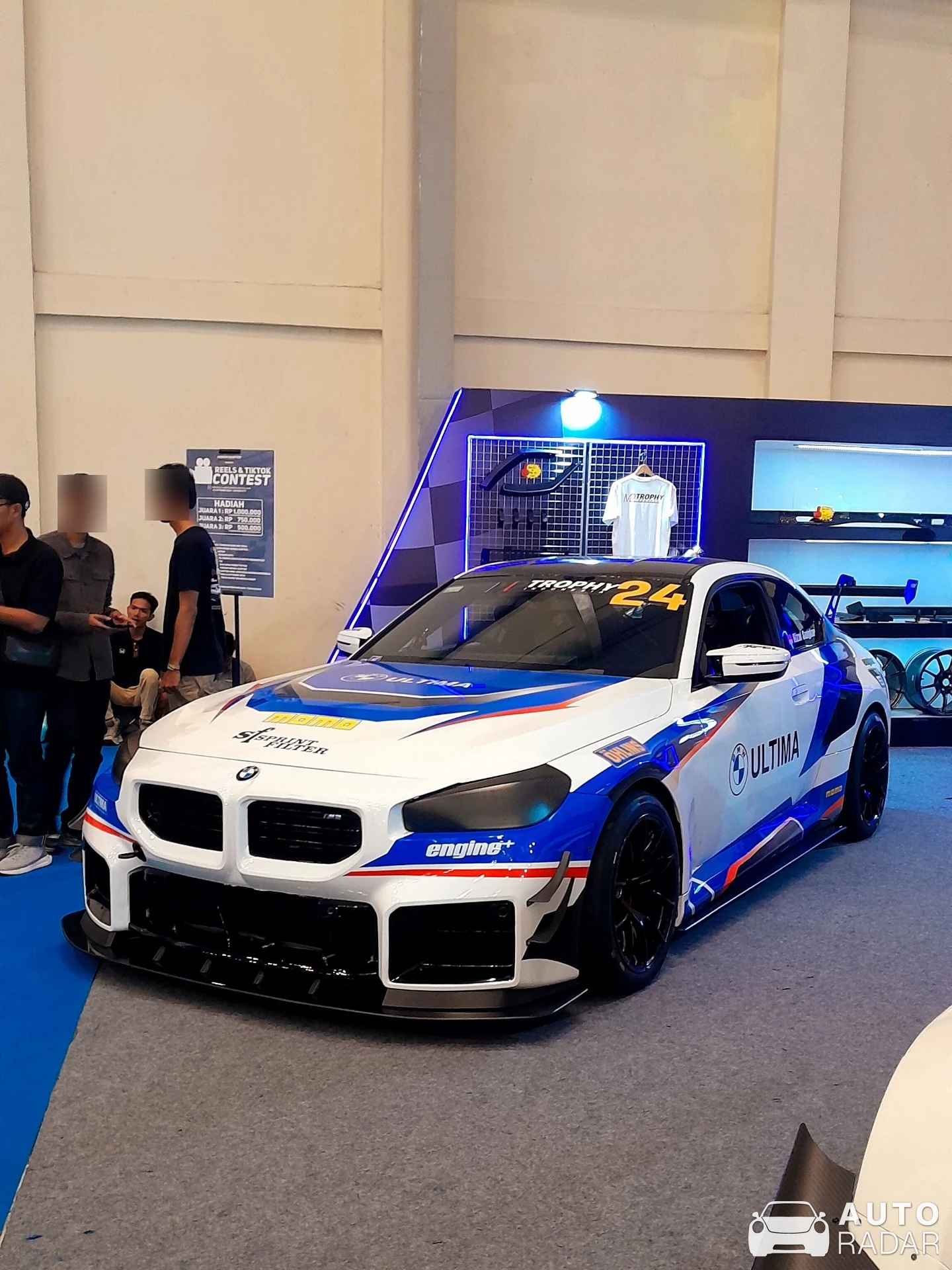 BMW M2 G87 Coupé spotted in Kabupaten Tangerang, Indonesia