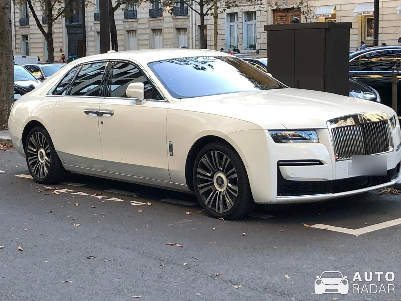 Rolls-Royce Ghost spotted in Paris, France