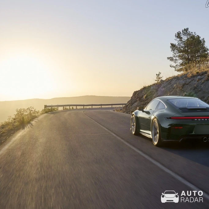 Porsche 991 GT3 Touring spotted in Hawaii, United States