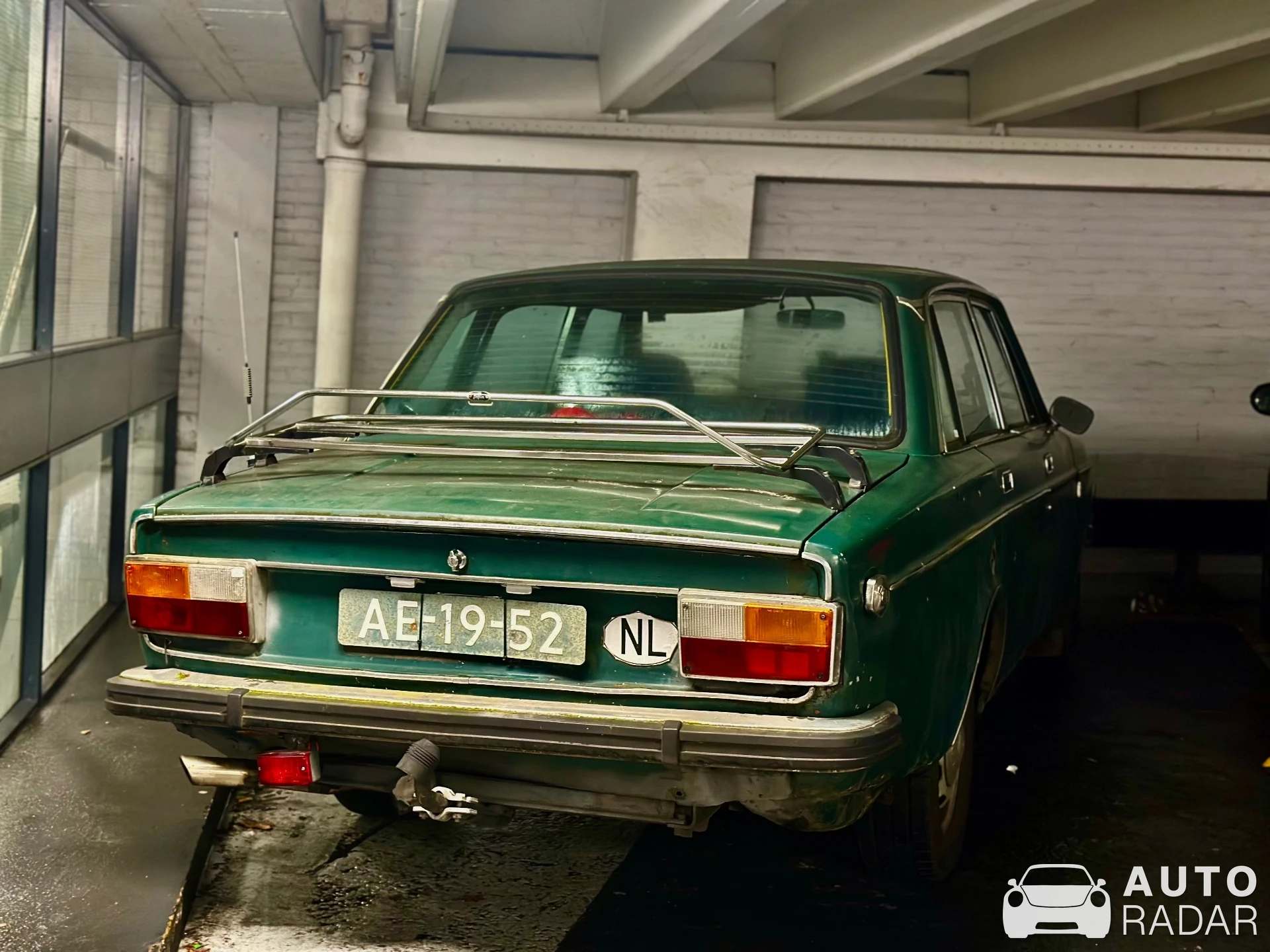 Volvo 164 spotted in Rotterdam