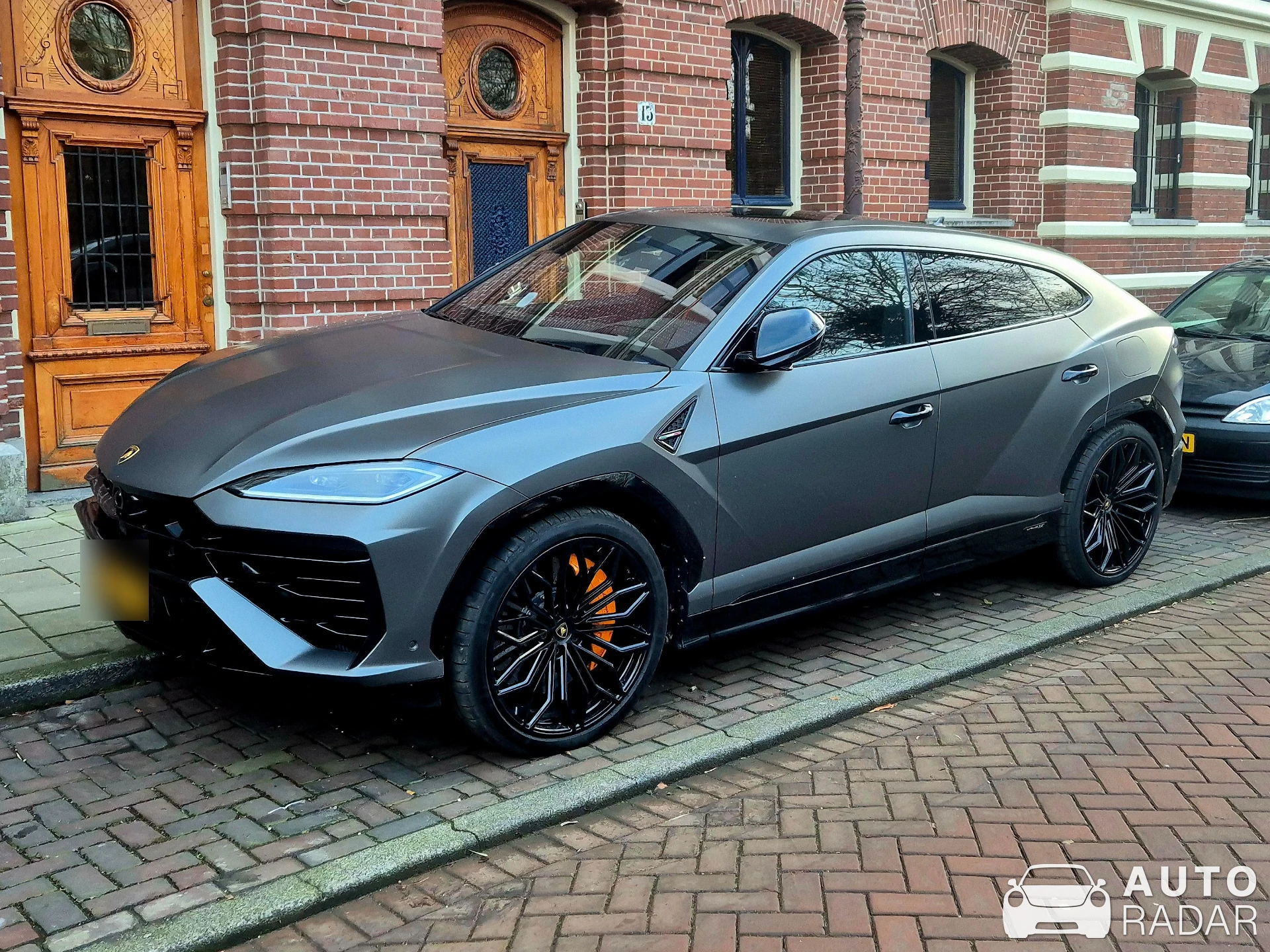 Lamborghini Urus SE spotted in Amsterdam, Netherlands