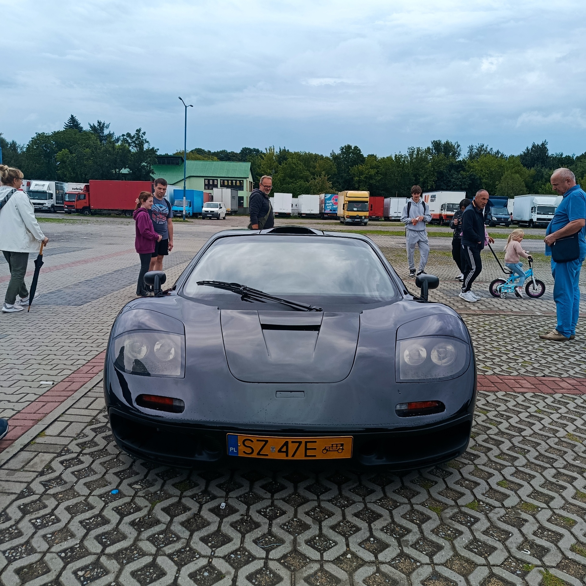 McLaren F1 Replica