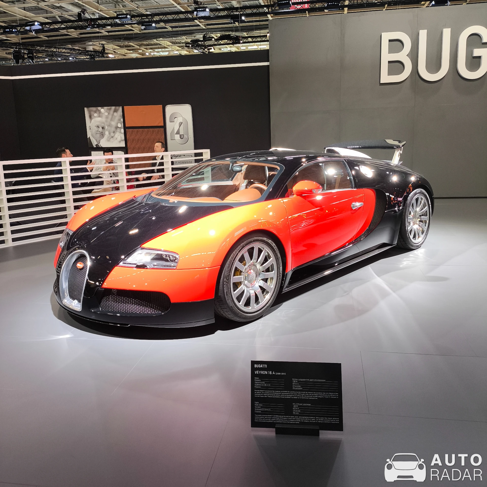 Bugatti Veyron 16.4 spotted in Paris, France